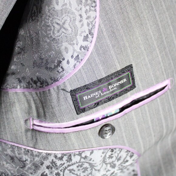Haines Bonner of London 46R US Men's 3 Piece Suit Grey Pinstripe - Picture 3 of 12